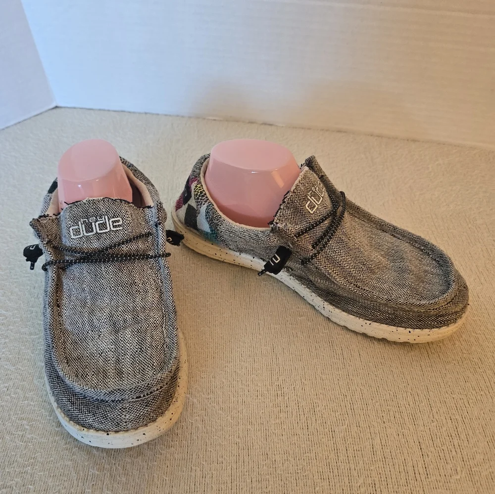 Hey Dude Men's Wally Funk Etno Slip-on shoes size 9